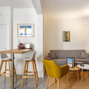 Appartement Du Marche St Honore - Welkeys Париж
